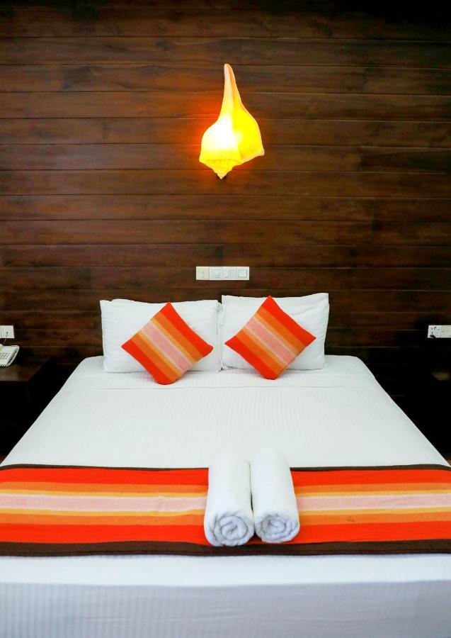 Hotel The Valampuri Jaffna Exterior foto